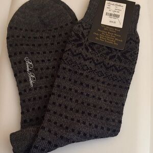 Brooks Brothers Navy and Gray Patterned Socks